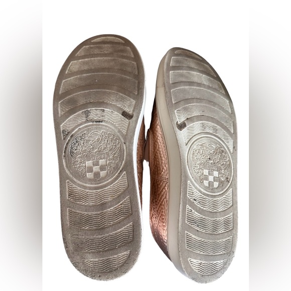 Vince Camuto Slip-on sneakers shoes - Picture 7 of 7